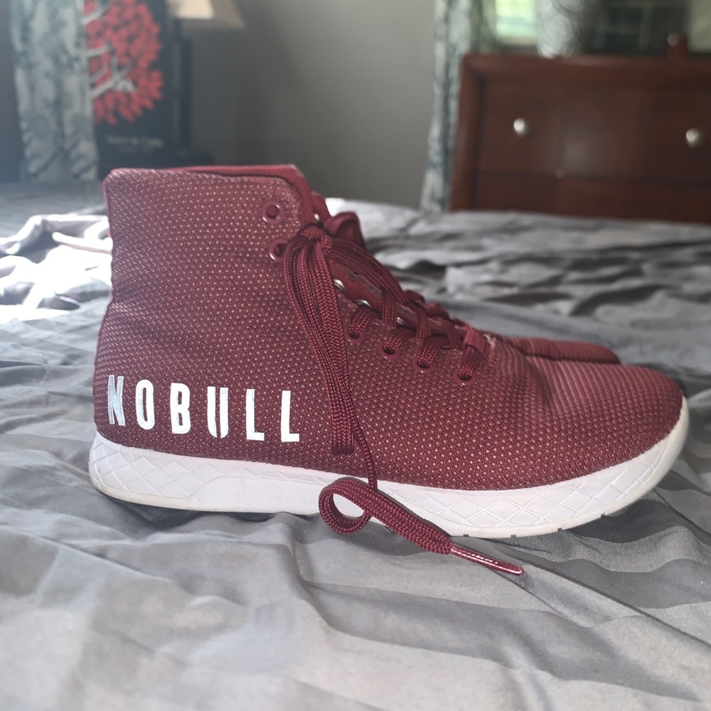 No Bull high tops size 7.5